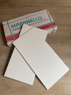 Mat wit grote tegels 2m2 restpartij 300x600, Minder dan 5 m², Wandtegels, Keramiek, 20 tot 40 cm