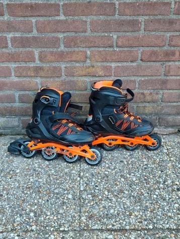 Skates maat 44 in goede staat beschikbaar voor biedingen