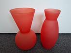 2 rode vazen, Nieuw, Ophalen of Verzenden, Glas, Minder dan 50 cm