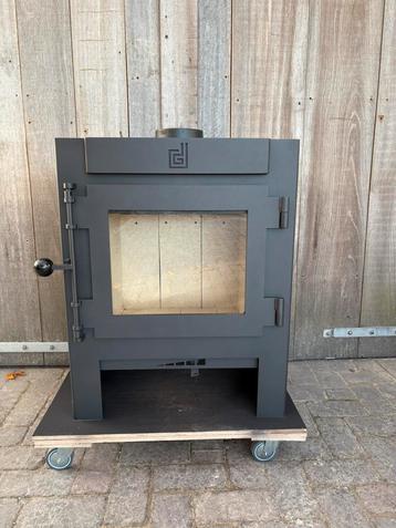 Dik Geurts Jannik Large houtkachel beschikbaar voor biedingen