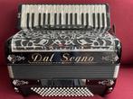 Z.g.a.n. italiaanse Dal Segno accordeon( Mengascini).4 korig, Muziek en Instrumenten, Accordeons, Overige merken, Zo goed als nieuw