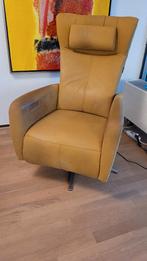 Sta op stoel Prominent prachtig en zo goed als nieuw, Huis en Inrichting, Fauteuils, Ophalen, Minder dan 75 cm, Moderne sta op stoel, past in elk interieur