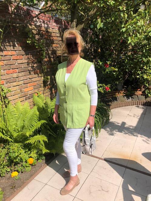 Mooie groene katoen- linnen gilletje& knoopsluiting mt 46/48, Kleding | Dames, Jasjes, Kostuums en Pakken, Zo goed als nieuw, Jasje