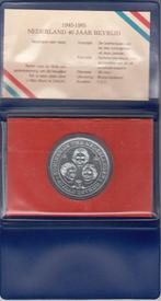 Nederland penning 40 Jaar Bevrijd NMB Bank in cassette, Postzegels en Munten, Ophalen of Verzenden, Overige materialen, Nederland