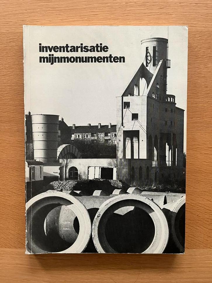 Inventarisatie mijnmonumenten - boek uit 1978, Boeken, Geschiedenis | Stad en Regio, Gelezen, 20e eeuw of later, Ophalen of Verzenden