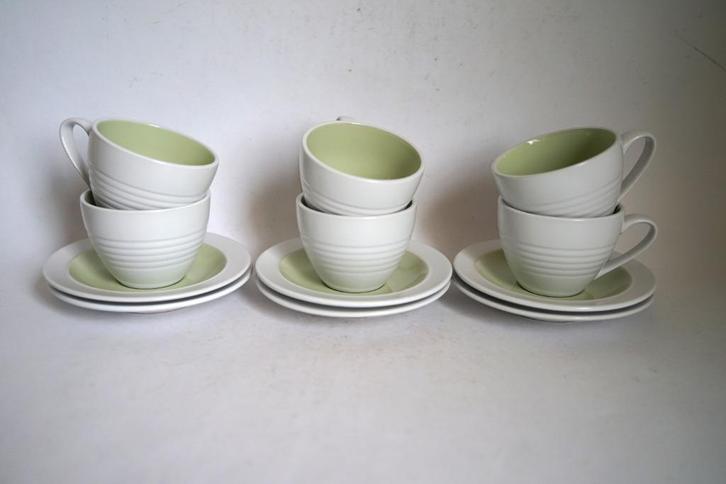 Johnson Brothers aardewerk kop schotel kan soft leaf groen, Huis en Inrichting, Keuken | Servies, Zo goed als nieuw, Kop(pen) en/of Schotel(s)