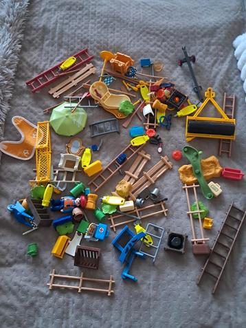 Partij Playmobil onderdelen  beschikbaar voor biedingen