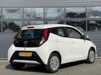 TOYOTA AYGO 1.0 VVT-I X-PLAY LIMITED I APPLE CARPLAY I ACHTE, Voorwielaandrijving, Stof, Gebruikt, Met garantie (alle)