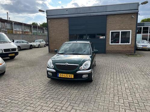 Daihatsu Sirion 1.3-16V SR-Sport //Airco+Apk 07-2026, Auto's, Daihatsu, Bedrijf, Te koop, Sirion, Airbags, Airconditioning, Centrale vergrendeling
