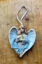 Maria en kindje Jezus hanger biscuit n porselein, Ophalen of Verzenden, Zo goed als nieuw