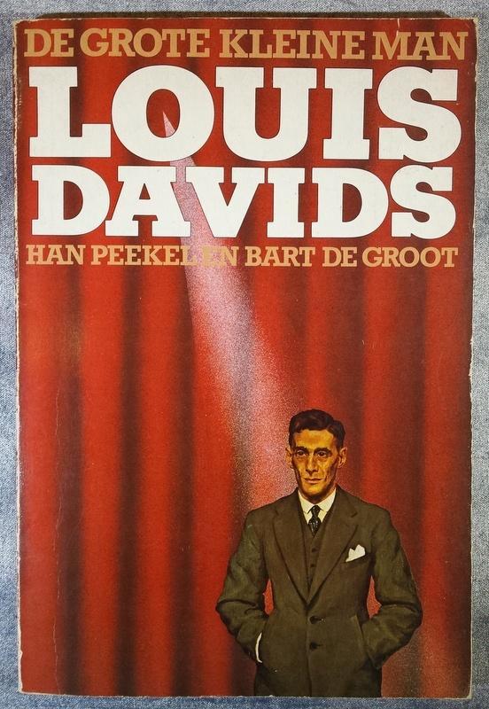 Louis Davids, de grote kleine man [3811]  [BoKuMu], Boeken, Muziek, Zo goed als nieuw, Artiest, Ophalen of Verzenden