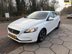 Volvo V40 2.0 D4 Momentum Business, Auto's, Volvo, Euro 5, Start-stop-systeem, Gebruikt, Leder en Stof