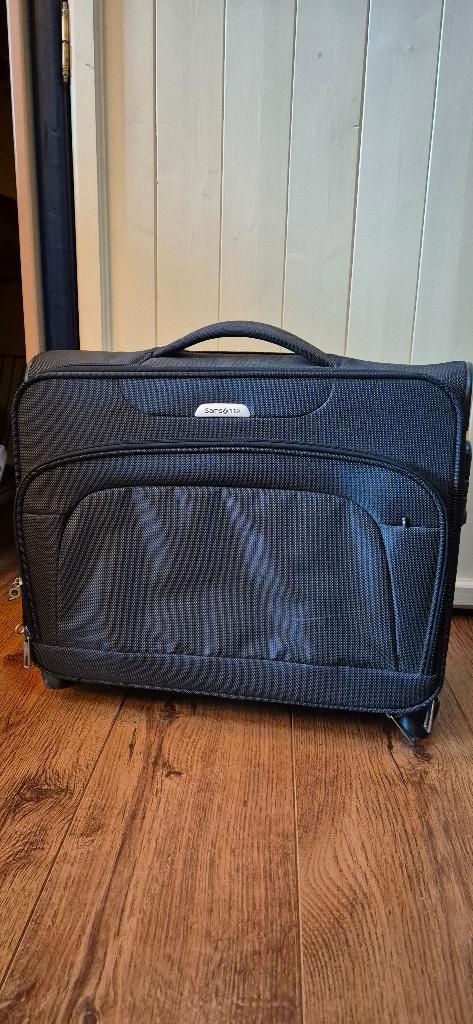 Samsonite Rolling Tote (16 inch), Sieraden, Tassen en Uiterlijk, Koffers, Gebruikt, Hard kunststof, Minder dan 50 cm, Minder dan 35 cm
