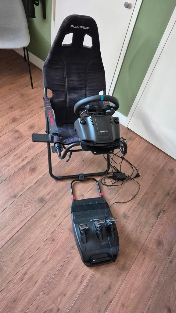 Logitech G29 met Playseat Challenge Alcantara, Spelcomputers en Games, Spelcomputers | Xbox | Accessoires, Zo goed als nieuw, Stuurtje of Sportattribuut