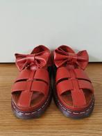 Dr martens agyness deyn Clarissa bow sandalen maat 38, Kleding | Dames, Schoenen, Verzenden, Sandalen of Muiltjes, Rood, Dr. Martens