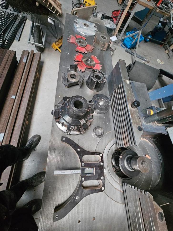 Meerdere Leitz freeskoppen asgat 40mm, Doe-het-zelf en Verbouw, Gereedschap | Freesmachines, Gebruikt, Elektrisch, Overige soorten