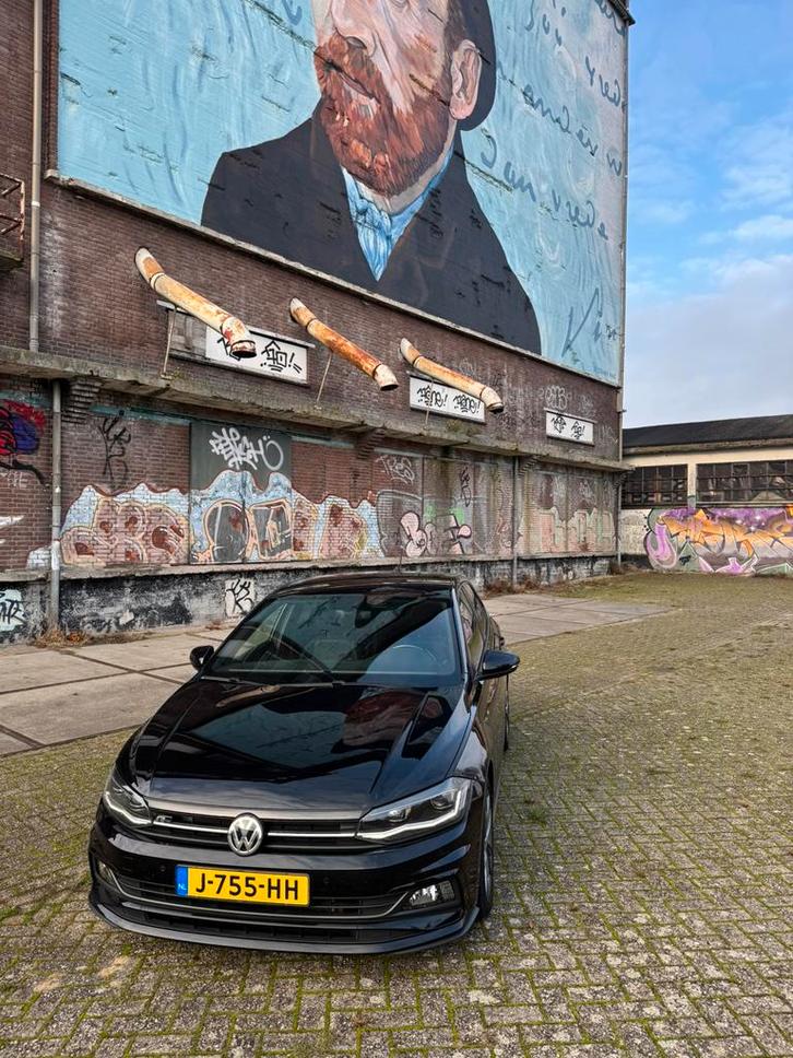 Volkswagen Polo 1.6 TDI R-Line 95pk 2018 Zwart, Auto's, Volkswagen, Particulier, Polo, Achteruitrijcamera, Adaptieve lichten, Airbags