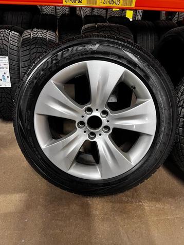 Originele BMW 19 inch lichtmetalen breedset met winterbanden beschikbaar voor biedingen