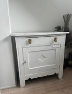 Antiek houten kastje, Kinderen en Baby's, Kinderkamer | Commodes en Kasten, Gebruikt, Minder dan 50 cm, Ophalen, Minder dan 90 cm