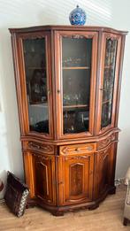 Mooie hoekkast met glasdeuren, Huis en Inrichting, Kasten | Buffetkasten, Ophalen, Gebruikt, 100 tot 150 cm, Met lade(s)