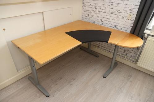 Hoekbureau Ikea type Galant, Huis en Inrichting, Bureaus, Gebruikt, Bureau, In hoogte verstelbaar, Ophalen