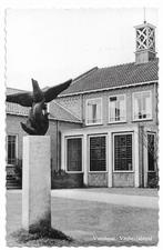 AK Voorhout - Vrijheidsbeeld, Verzamelen, 1940 tot 1960, Zuid-Holland, Ongelopen, Verzenden