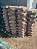 Ongeveer 65 tegels 30 bij 30 cm gratis af te halen, Tuin en Terras, Gebruikt, Ophalen of Verzenden, Beton, Minder dan 100 cm