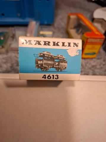 Marklin Wagons met Ford Wereldbol Auto's beschikbaar voor biedingen