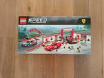 LEGO Speed Champions 75889 Ultieme Ferrari Garage, Kinderen en Baby's, Speelgoed | Duplo en Lego, Ophalen of Verzenden, Zo goed als nieuw