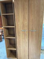 kleding-boeken-opruim kast, Antiek en Kunst, Antiek | Meubels | Kasten, Ophalen