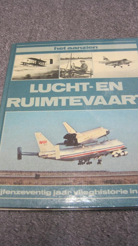 Het aanzien van de lucht- en ruimtevaart, Verzamelen, Luchtvaart en Vliegtuigspotten, Zo goed als nieuw, Boek of Tijdschrift, Ophalen of Verzenden