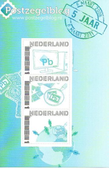 Persoonlijke postzegelvel met 3 zegels diversen  beschikbaar voor biedingen