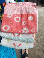 Handdoeken/ badlaken, Ophalen of Verzenden, Zo goed als nieuw, Roze, Handdoek