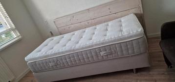 1 persoons boxspring met matras beschikbaar voor biedingen