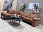 ZGAN IJTSMA WONEN Hoekbank - Cognac -258 x 225, Huis en Inrichting, Banken | Bankstellen, 250 tot 300 cm, -, -, Hoekbank