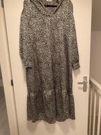 Mango midi/maxi jurk satijn zwart wit m 40 zgan, Kleding | Dames, Jurken, Maat 38/40 (M), Mango, Ophalen of Verzenden, Onder de knie