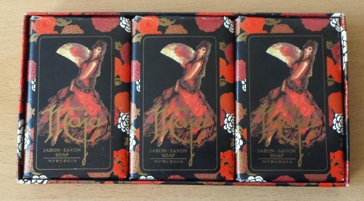 3 x 50 gr. Maja Zeep in doos - nieuw, Sieraden, Tassen en Uiterlijk, Uiterlijk | Lichaamsverzorging, Nieuw, Bad & Douche, Ophalen of Verzenden