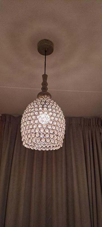 Zeer mooie hanglamp. Mooi effect het plafond. beschikbaar voor biedingen