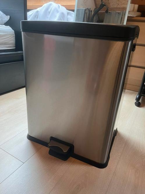 Eko rejoice pedaalemmer 2x30 liter prullenbak, Huis en Inrichting, Woonaccessoires | Prullenbakken, Gebruikt, Rvs, 50 tot 75 cm