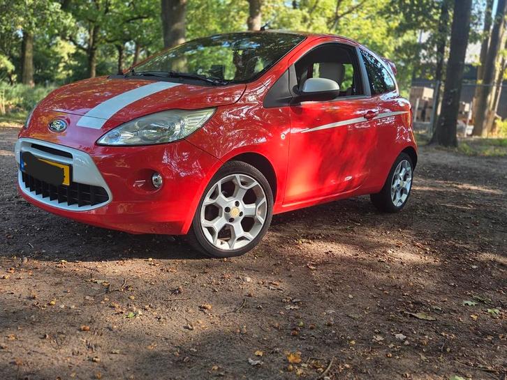 Ford Ka 1.2 69pk 2011 Rood, Auto's, Ford, Particulier, Ka, Airbags, Airconditioning, Centrale vergrendeling, Elektrische buitenspiegels