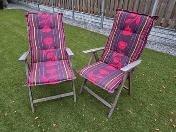 Tuinstoelen 2 stuks met kussens  GRATIS op te halen  beschikbaar voor biedingen