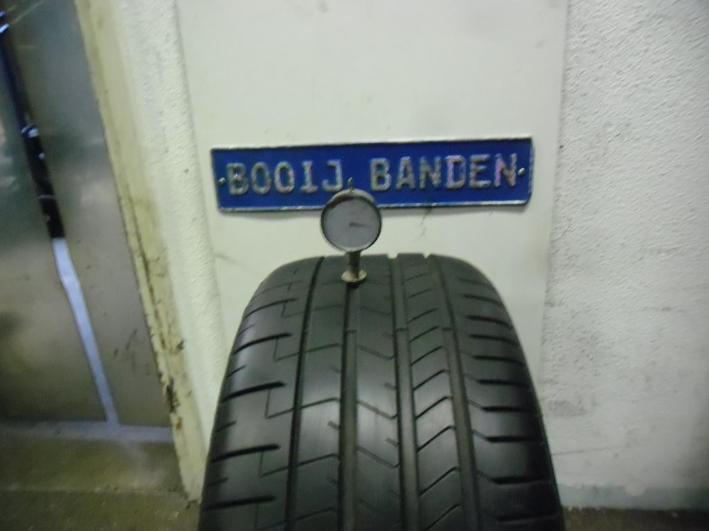 275 40 20 demobanden pirelli p zero met 7,3 mm profiel, 275 mm, Banden en Velgen, Ophalen of Verzenden, 20 inch