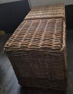 Robuuste rieten poefen, Huis en Inrichting, Banken | Voetenbanken en Poefen, Ophalen, Minder dan 50 cm, Minder dan 50 cm, Zo goed als nieuw