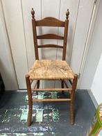 Antieke Stoel met Touwzitting, Ophalen