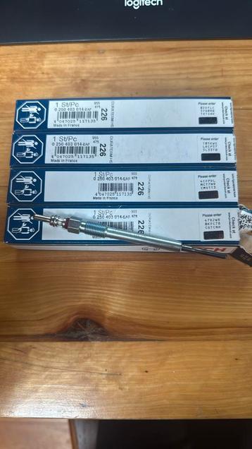 Gloeibougies set van 4 beschikbaar voor biedingen