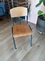 Vintage houten schoolstoel, Huis en Inrichting, Stoelen, Ophalen, Overige kleuren, Vintage, Zo goed als nieuw