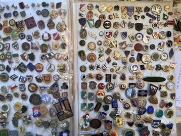 Mooie speldjes 24 beschikbaar voor biedingen