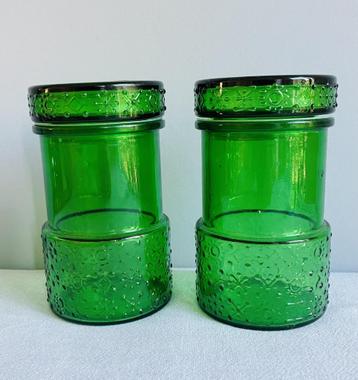 Vintage groene glazen voorraadpotten versierd glas sixties beschikbaar voor biedingen