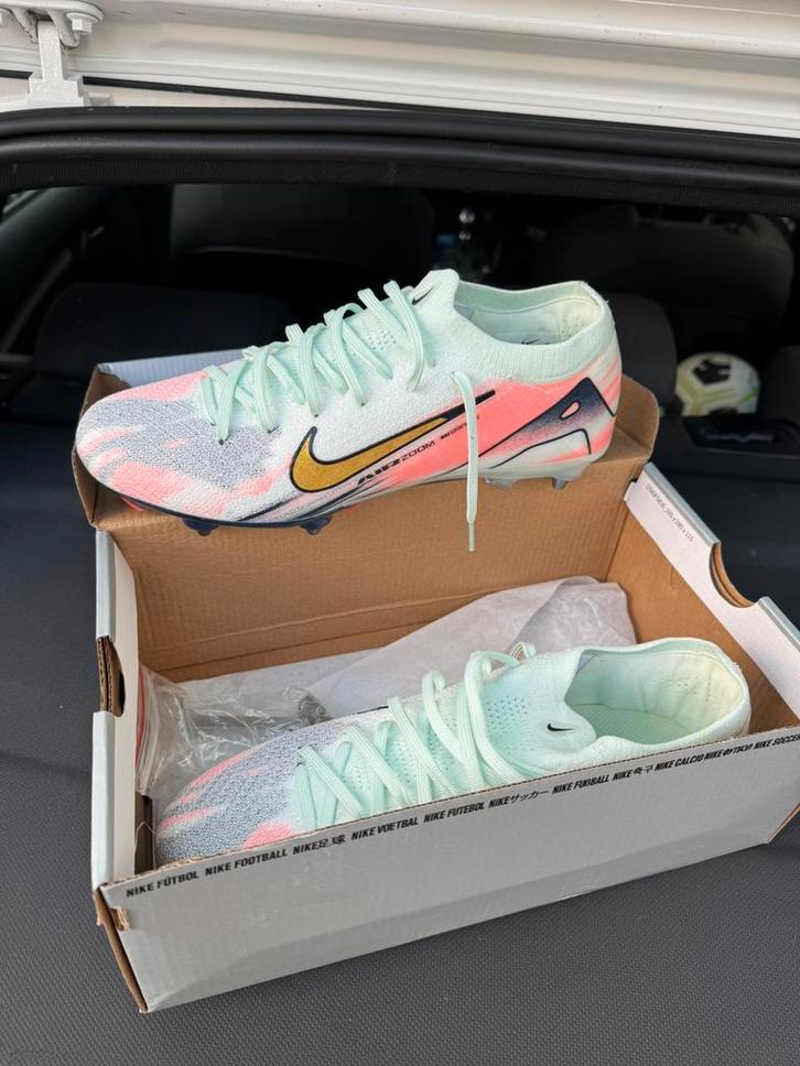 Nike Air Zoom Mercurial, Sport en Fitness, Voetbal, Zo goed als nieuw, Schoenen, Maat XS of kleiner, Ophalen of Verzenden