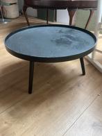 Zwarte houten bijzettafel van kwantum, Ophalen, Minder dan 55 cm, Rond, Zo goed als nieuw